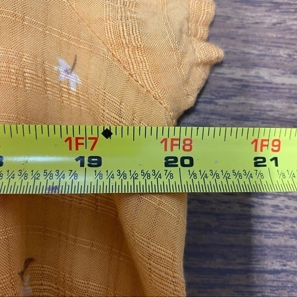 Universal Thread Short Sleeve M‎ - Picture 5 of 5